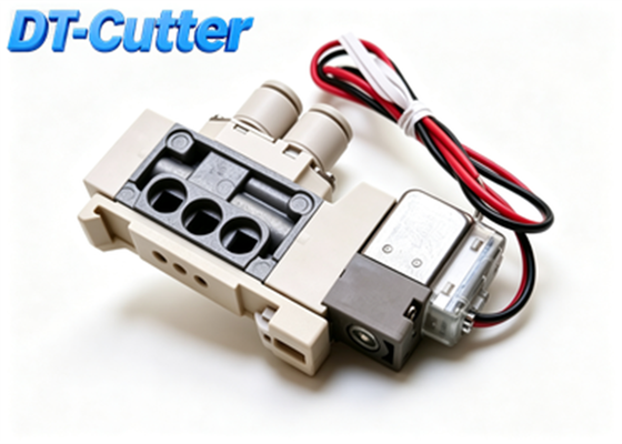 129300 Cutter Machine Parts For Vector IX6 Cutting Electro Valve With Plug